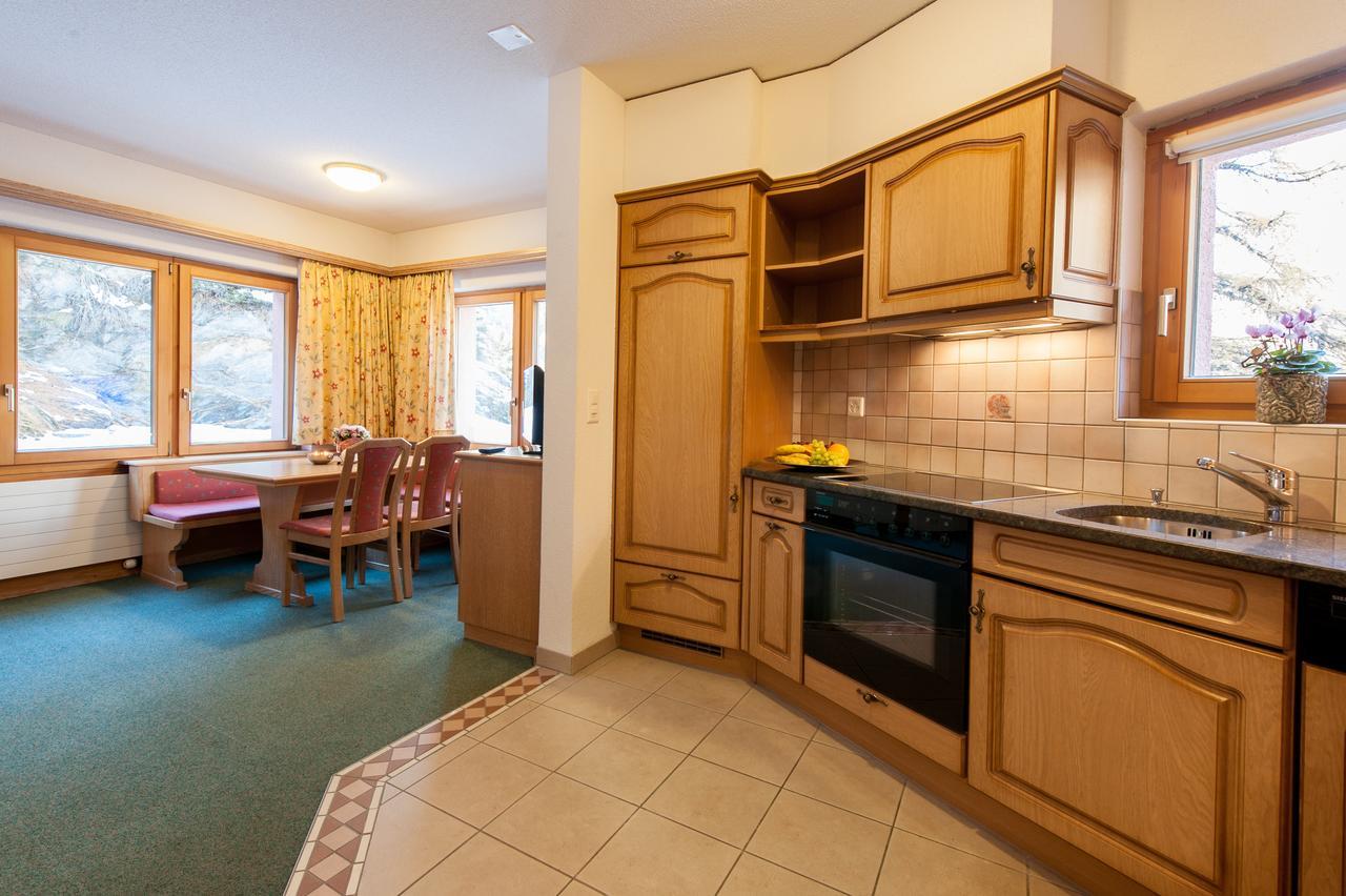 Appartements Zermatt Paradies الغرفة الصورة